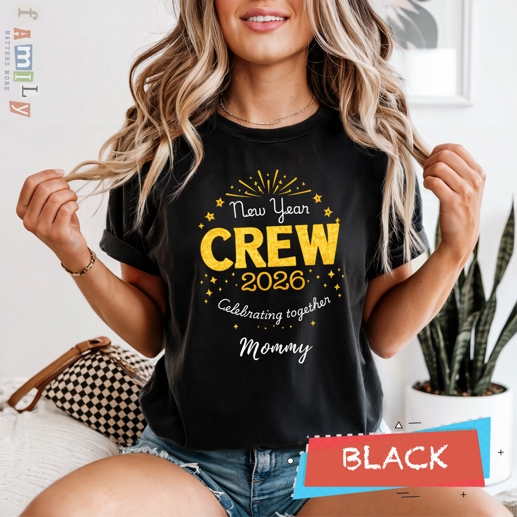 Custom 2026 New Year Family Crew Shirts, Personalized Names, Matching Holiday Tee for Christmas & New Year’s Eve